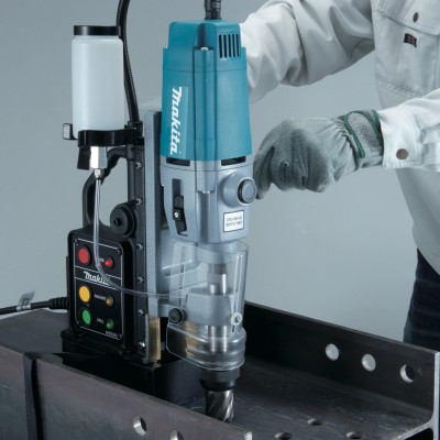 Свердлильний верстат на магнітній станині Makita HB500