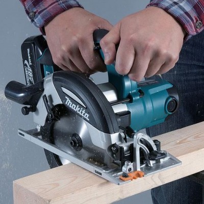 Аккумуляторная дисковая пила Makita BHS 630 Z