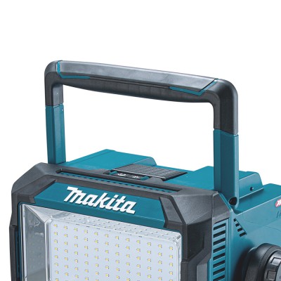 Аккумуляторный фонарь Makita XGT 40 V MAX/ 14.4-18 В LXT  ML009G