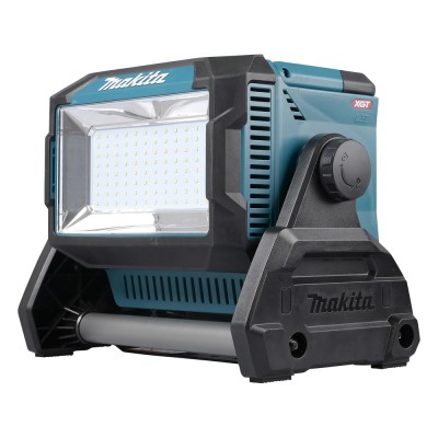 Аккумуляторный фонарь Makita XGT 40 V MAX/ 14.4-18 В LXT  ML009G