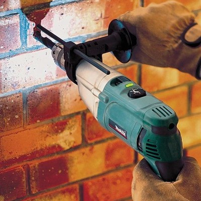 Дрель ударная Makita HP 2070