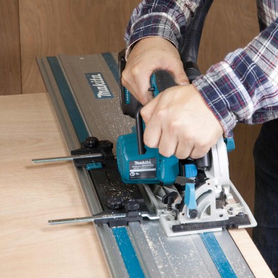 Аккумуляторная дисковая пила Makita DHS 680 Z (без АКБ)