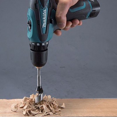 Акумуляторний дриль-шуруповерт Makita DF 330 DWE + радіо MR051 + акумуляторний ліхтар STEX ML 101