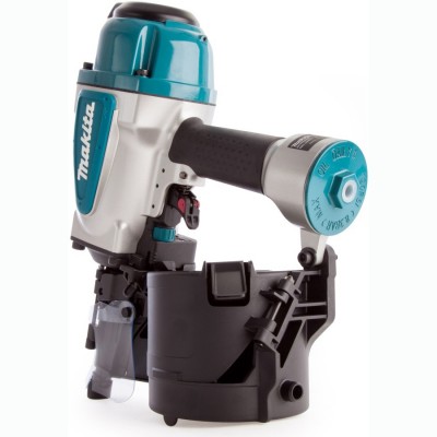 Пневматичний цвяхів Makita AN902