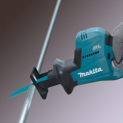 Акумуляторна шабельна пилка Makita DJR189Z (без АКБ)
