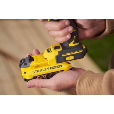 Гайковерт ударний акумуляторний Stanley Fatmax SFMCF820D2K