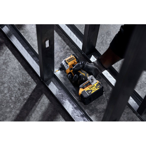 Шуруповерт Деволт ударный аккумуляторный бесщёточный Dewalt DCF850P2T