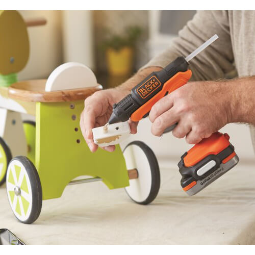 Пістолет з гарячим клеєм акумуляторний Black+Decker BDCGG12N