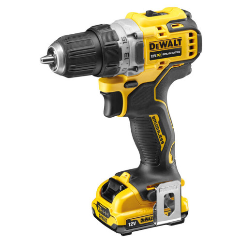 Бесщеточная дрель шуруповерт аккумуляторная Dewalt DCD701D2