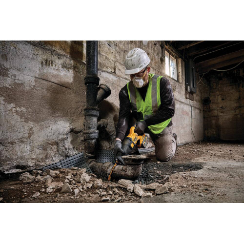 Шабельна акумуляторна пила Dewalt DCS389T2