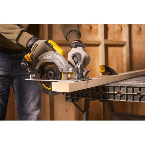 Циркулярная аккумуляторная пила Stanley Fatmax SFMCS550M2K