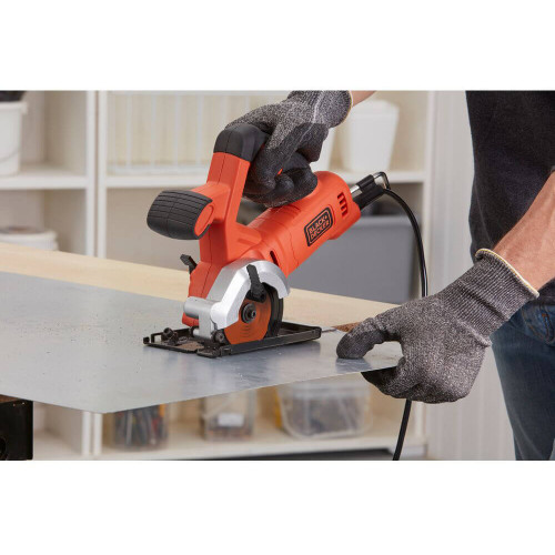 Дискова пила ма Black+Decker BES510