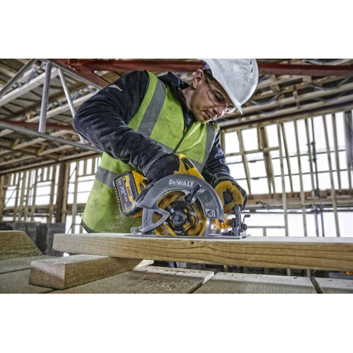 Пила дискова акумуляторна DeWALT DCS578X2
