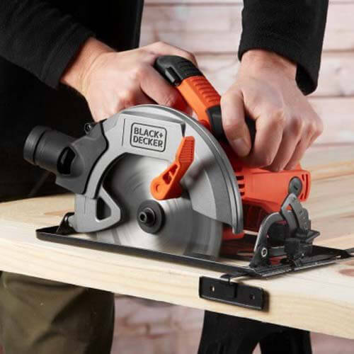 Пила дискова мережева Black+Decker CS1550