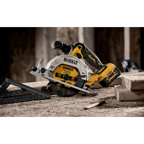 Пила дискова акумуляторна безщіткова Dewalt DCS512NT