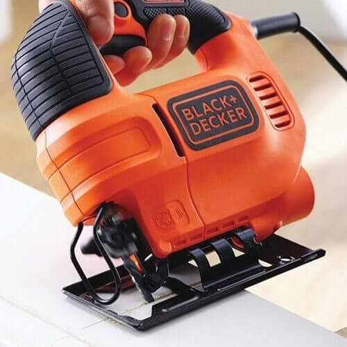 Лобзик Black Decker сетевой KS701E