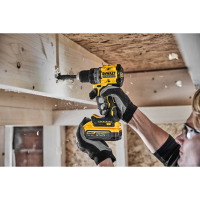 Набір з двох інструментів безщіткових + подарунок DeWALT DCK2051H2T+DCG405N