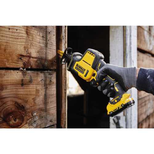 Сабельная пила Dewalt аккумуляторная бесщёточная DCS312N