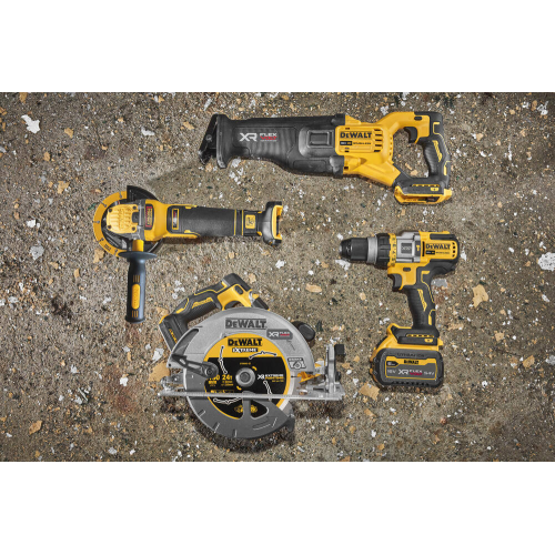 Сабельная пила аккумуляторная Dewalt DCS386NT