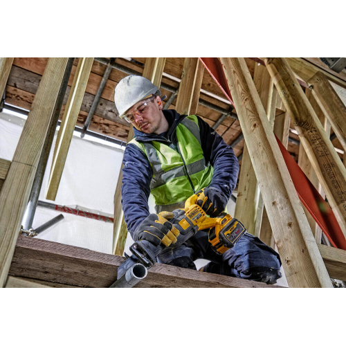 Акумуляторна шабельна пила Dewalt DCS389NT