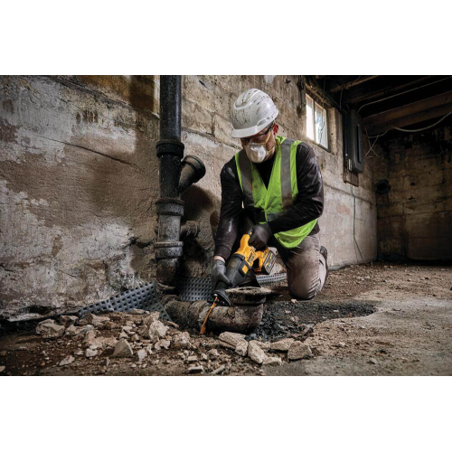 Акумуляторна шабельна пила Dewalt DCS389NT