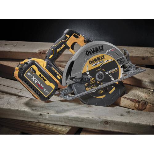 Пила дискова акумуляторна безщіткова Dewalt DCS573NT