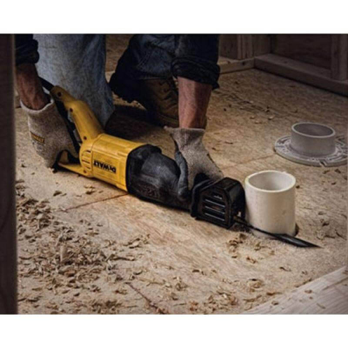 Шабельна пилка мережева Dewalt DWE305PK