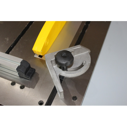 Стаціонарна циркулярка Holzmann TS200_230V