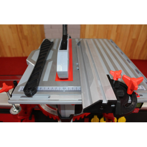 Пила торцювальна Holzmann TK305_230V