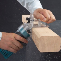 Фрезер сетевой ручной Makita 3710