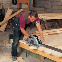 Дисковая пила Makita 5103 R
