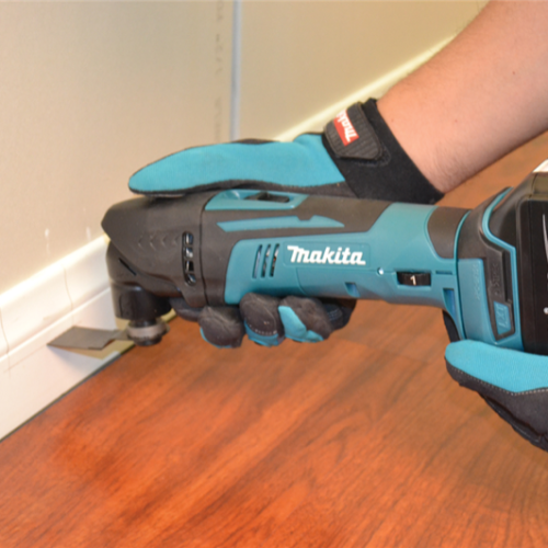 Багатофункціональний акумуляторний інструмент Makita BTM 50 Z