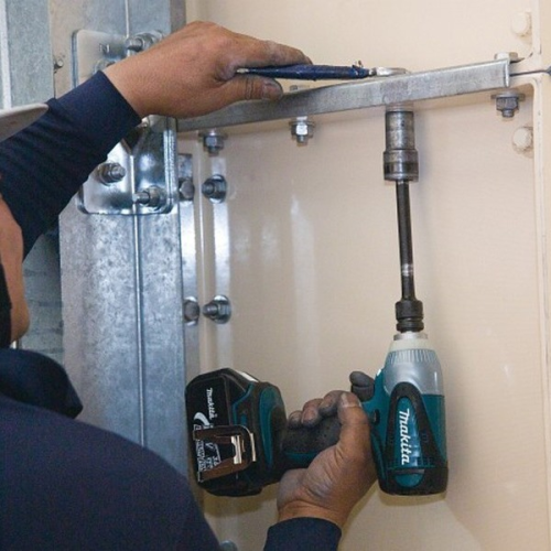 Аккумуляторный гайковерт Makita BTW 251 Z