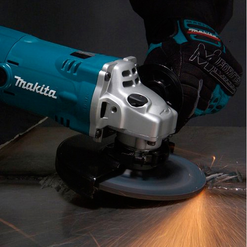 Кутова шліфувальна машина Makita GA 6021 C