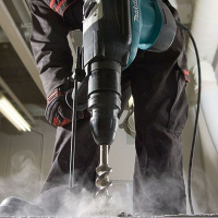 Перфоратор сетевой Makita HR5201C