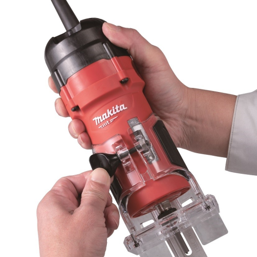 Фрезер ручний мережевий M3702 Makita