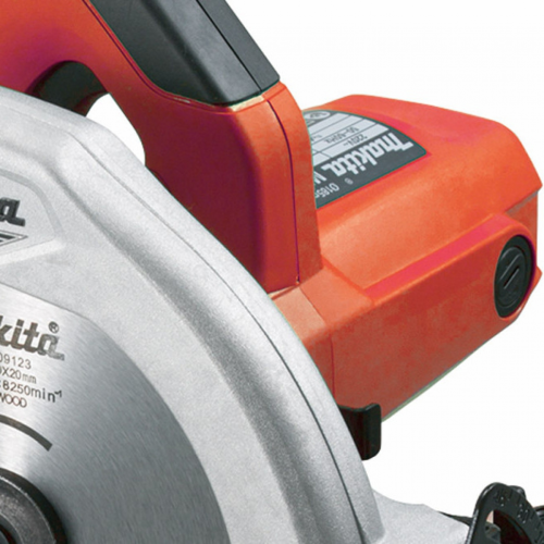 Дисковая пила Makita M 5802
