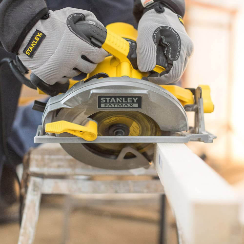 Циркулярная ручная пила сетевая Stanley Fatmax FME301