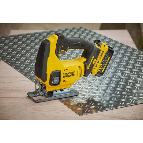 Лобзик на аккумуляторе Stanley Fatmax SFMCS600B