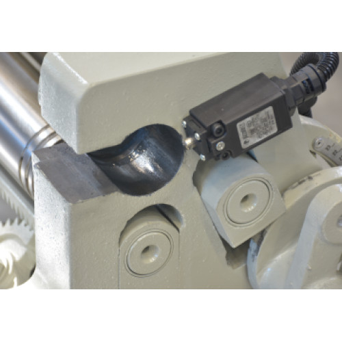 Роликовий листогиб Isitan ir 1050 x 46 - 750 вт, 380 в, 1050 мм