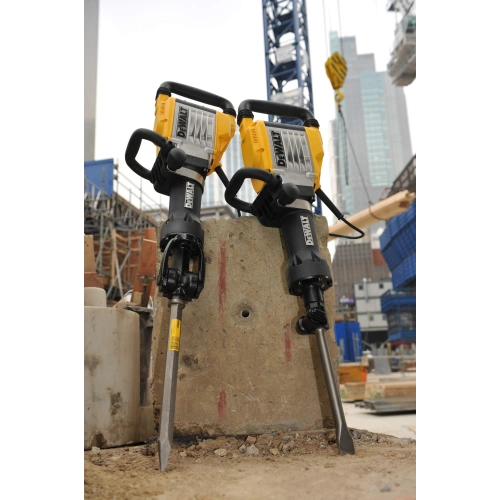 Молоток відбійний мережевий DeWALT D25960K