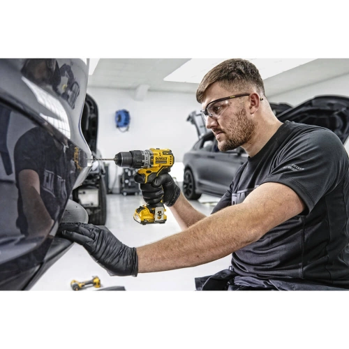 Аккумуляторная ударная дрель шуруповерт Dewalt бесщеточная DCD706D2