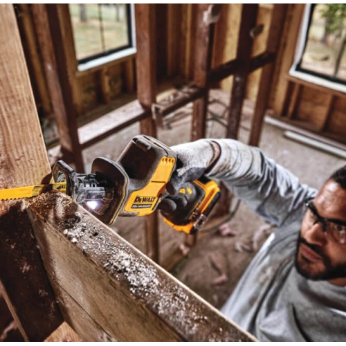 Сабельная пила с аккумулятором бесщёточная Dewalt DCS369NT