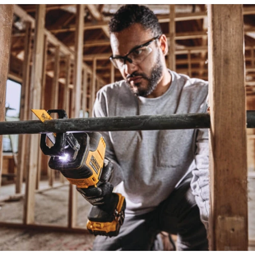 Сабельная пила с аккумулятором бесщёточная Dewalt DCS369NT