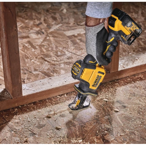 Сабельная пила с аккумулятором бесщёточная Dewalt DCS369NT