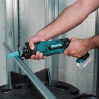 Акумуляторна шабельна пилка Makita JR 103 DWAE