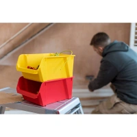 Лоток сортувальний червоного кольору, розміри 340 x 226 x 155 мм STANLEY STST82742-1